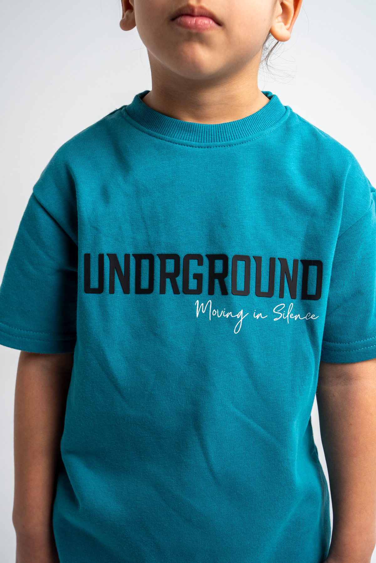 UG MOVING SILENCE KIDS TEE 'OCEAN FADE'