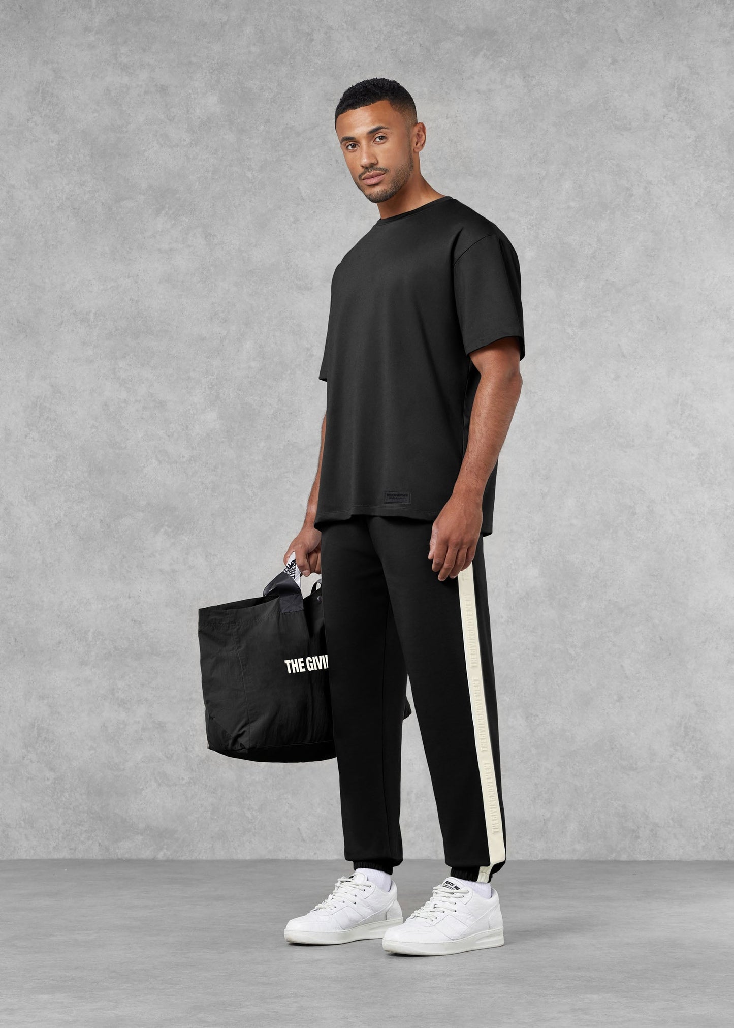 TGM 28 inch Regular Fit Joggers 'Pitch Black'