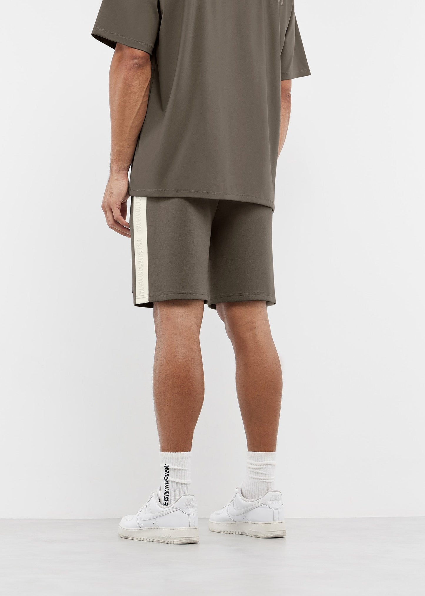 TGM 7 inch Regular Fit Striped Track Shorts