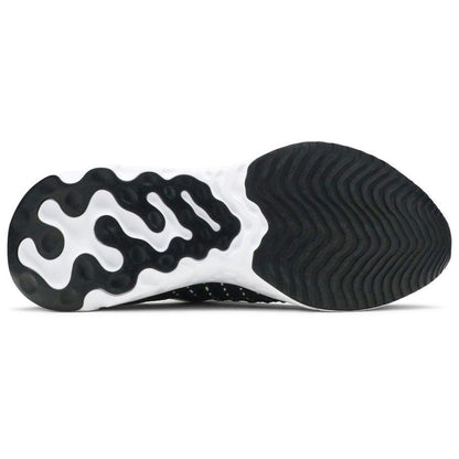 Women’s Nike React Phantom Run Flyknit 2 'Black White'
