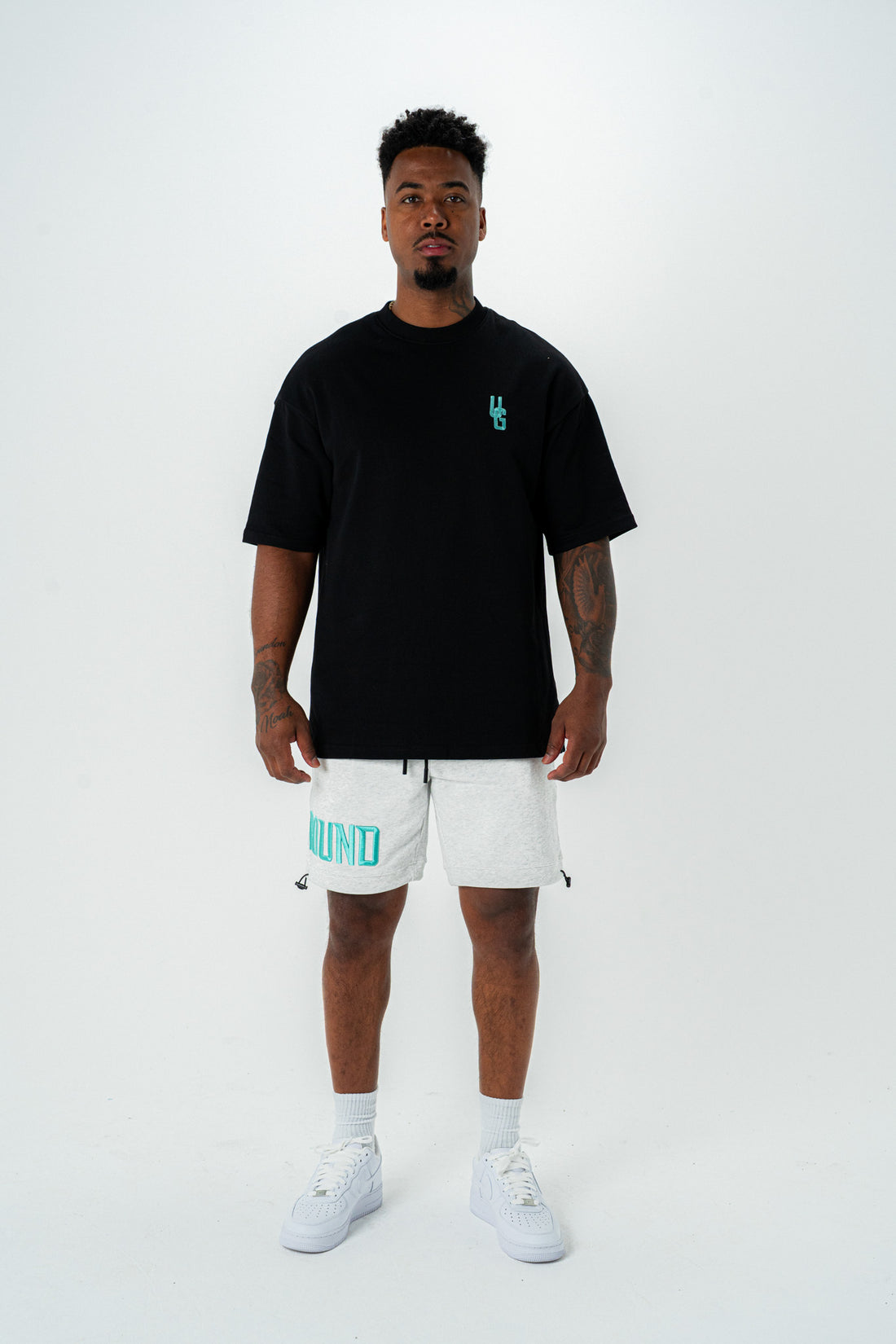 UG EMPIRE STREET TEE BLACK/TIFFANY