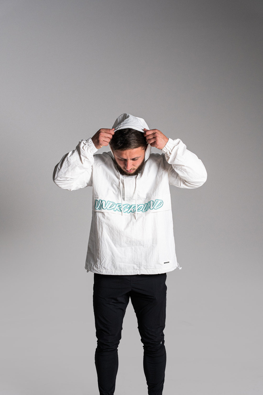 UG HEAVYWEIGHT WINDBREAKER 'WHITE/TIFFANY'