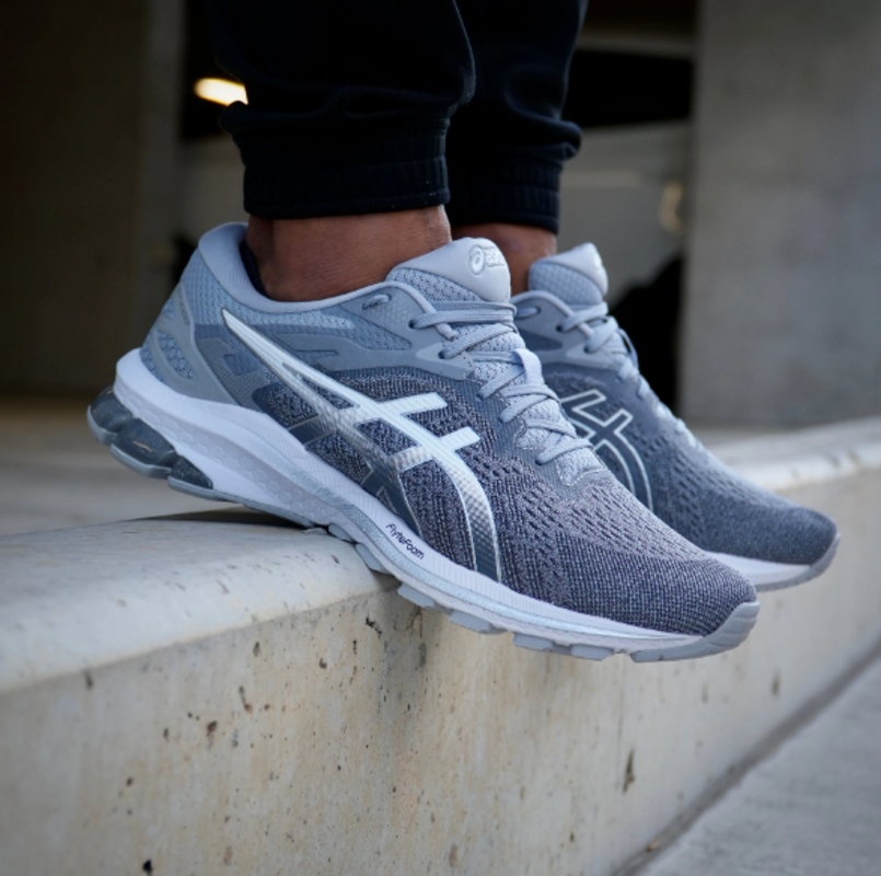 Women's ASICS GT-1000 10 'PURE SLIVER'