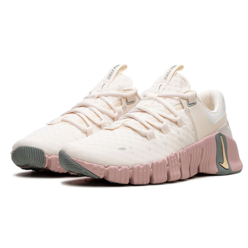 Women's Nike Free Metcon 5 'Ivory Ice Peach'