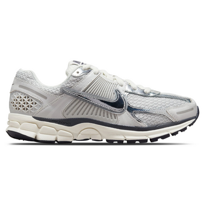 Women's Nike Zoom Vomero 5 'Photon Dust Metallic Silver'